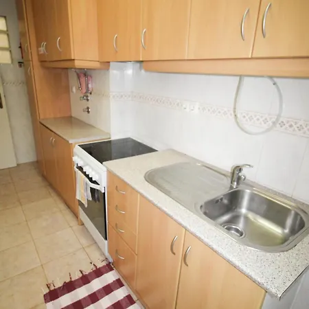 Oriente Dna Iii Apartment